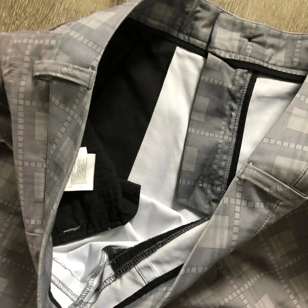 Adidas Men's Climalite Gray Plaid Golf Athleisure‎ Shorts Sz 34